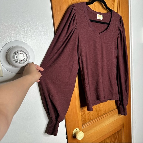 nation ltd tabitha v-neck puffed long sleeve shirt - Picture 4 of 9